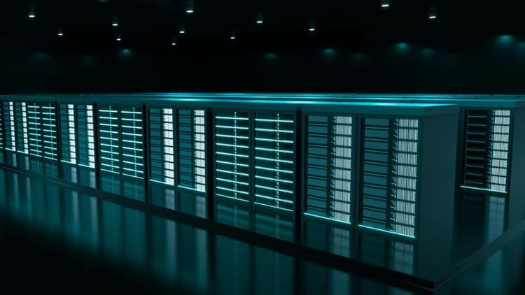 Palantir Technologies Hits Record High Amid Federal AI Adoption