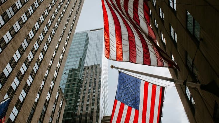 Moody’s Downgrades U.S. Credit Rating, Raising Concerns Over Fiscal Sustainability