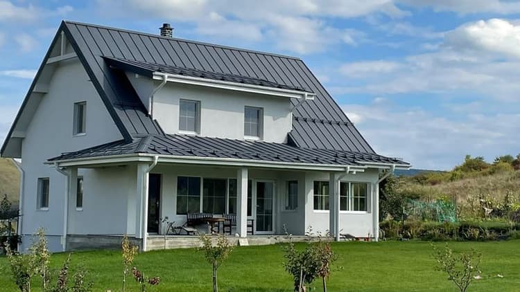 Rising Demand for Off-Grid Living: Rural Mortgages See Significant Increase