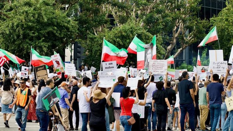 Federal Judge Halts National Guard Deployment in Los Angeles Amid Immigration Protests