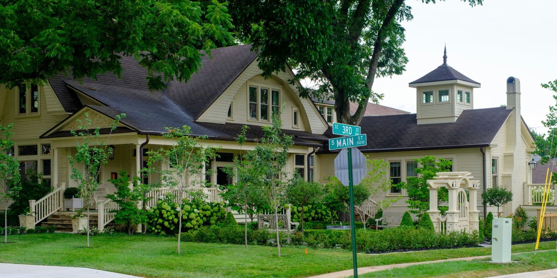 U.S. Mortgage Rates Slightly Increase But Remain Near Recent Lows