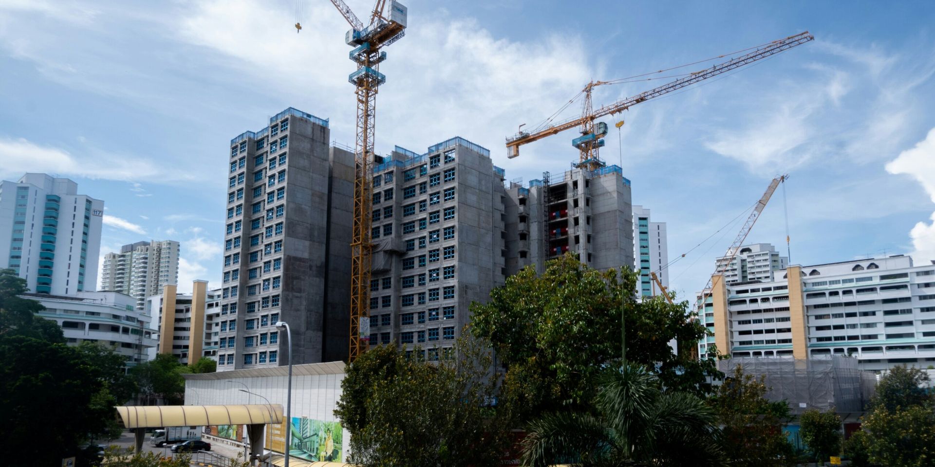 Realtors Tap Office‑to‑Home Conversions to Ease Housing Crisis as Vacant Parks Multiply