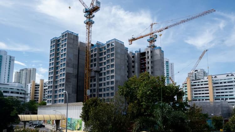 Realtors Tap Office‑to‑Home Conversions to Ease Housing Crisis as Vacant Parks Multiply