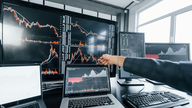 Understanding the Role of Realtors in Today’s Market