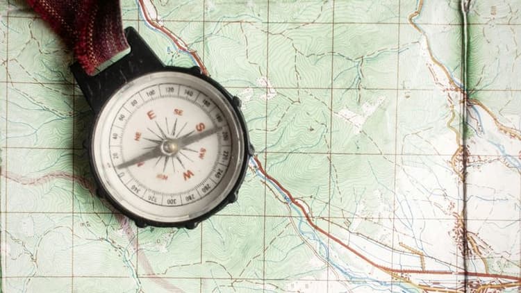 Commercial Real Estate Outlook 2025: Navigating Shifts and Opportunities
