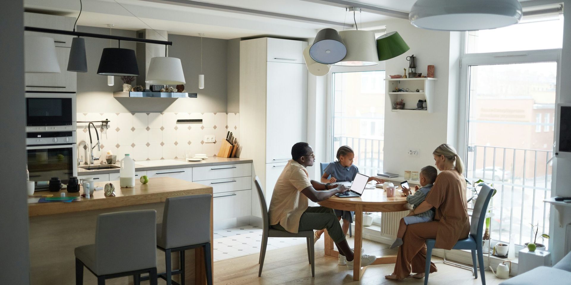Emerging Technologies Reshape Residential Real Estate Experience in 2025