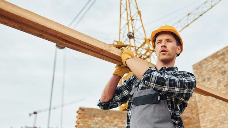 Realtors Gain Insight into Changing Market Conditions as Builder Price-Cuts Spike in November