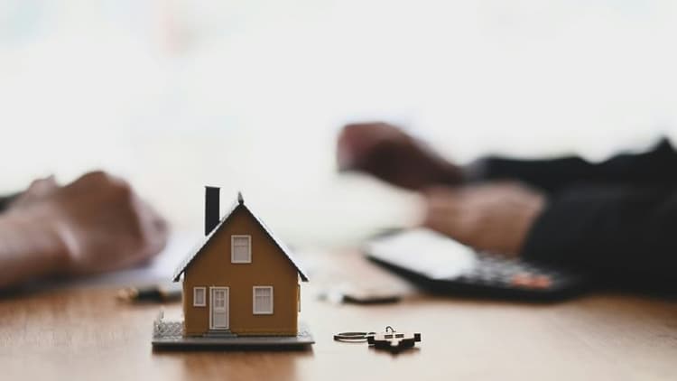 U.S. Commercial Real Estate Market Shows Resilience Amidst Economic Challenges