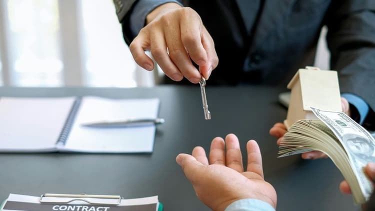 Realtors Advised to Account for Time-Change in Showing Schedules as November 2 Approaches