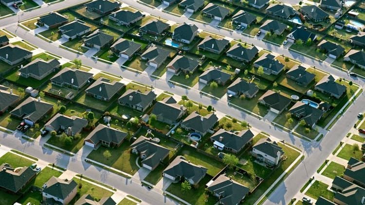 DOJ Scrutinizes Real Estate Industry Practices Amidst Regulatory Shifts