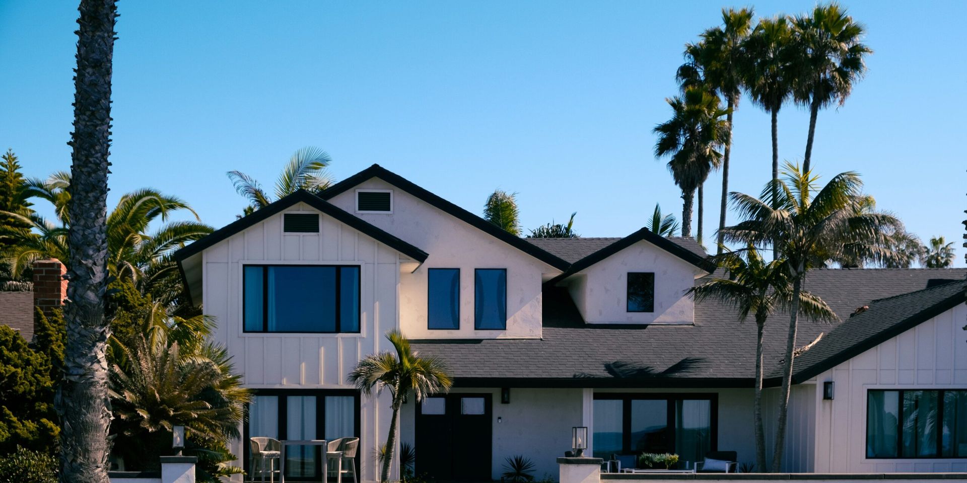 U.S. Realtors Adjust Strategies as Home Sales Slow in Late 2025