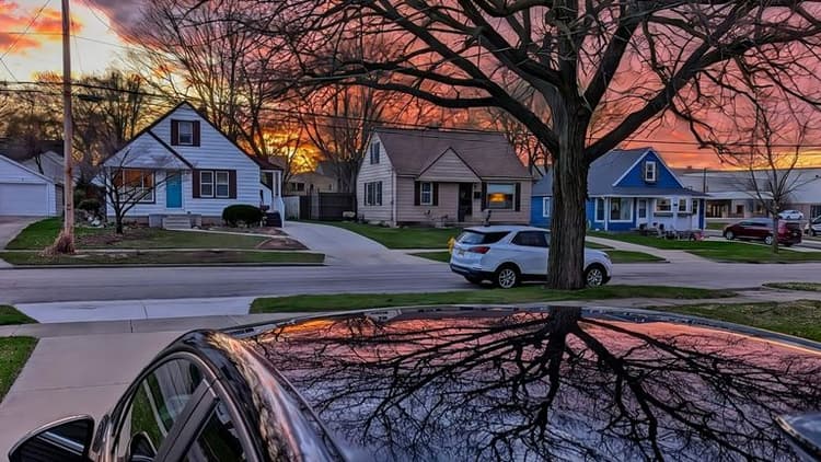 Buyer Activity Boosts Realtor Confidence as U.S. Housing Market Regains Traction at Year’s End