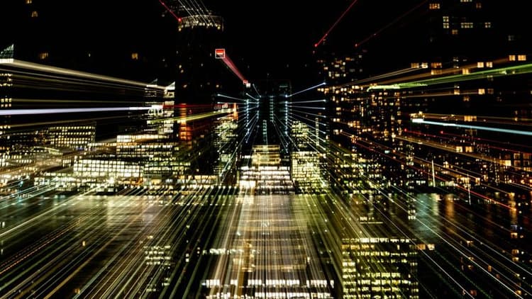 Cloud & AI Demand Fuel Growth in Data‑Center Real Estate and Technology Infrastructure