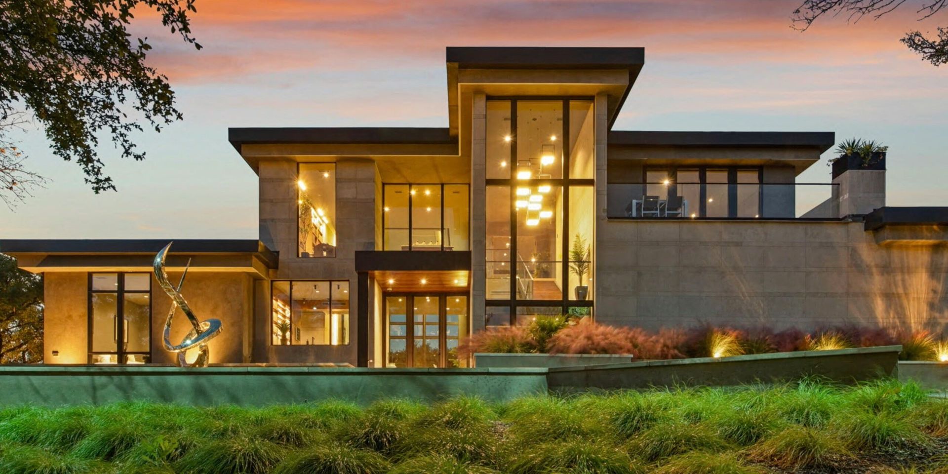 U.S. Luxury Homes Experience 5.5% Price Gain as Affordability Pressures Mount in Non-Luxury Market
