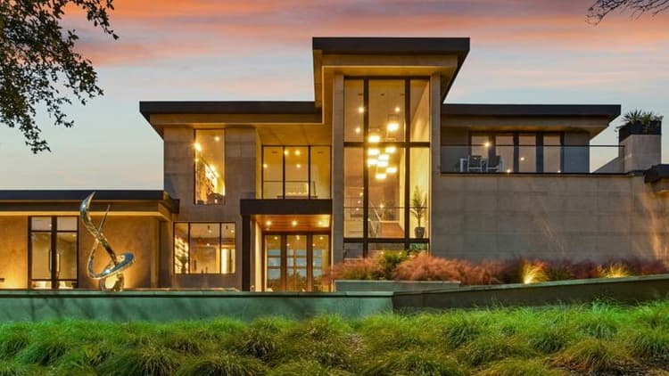 U.S. Luxury Homes Experience 5.5% Price Gain as Affordability Pressures Mount in Non-Luxury Market