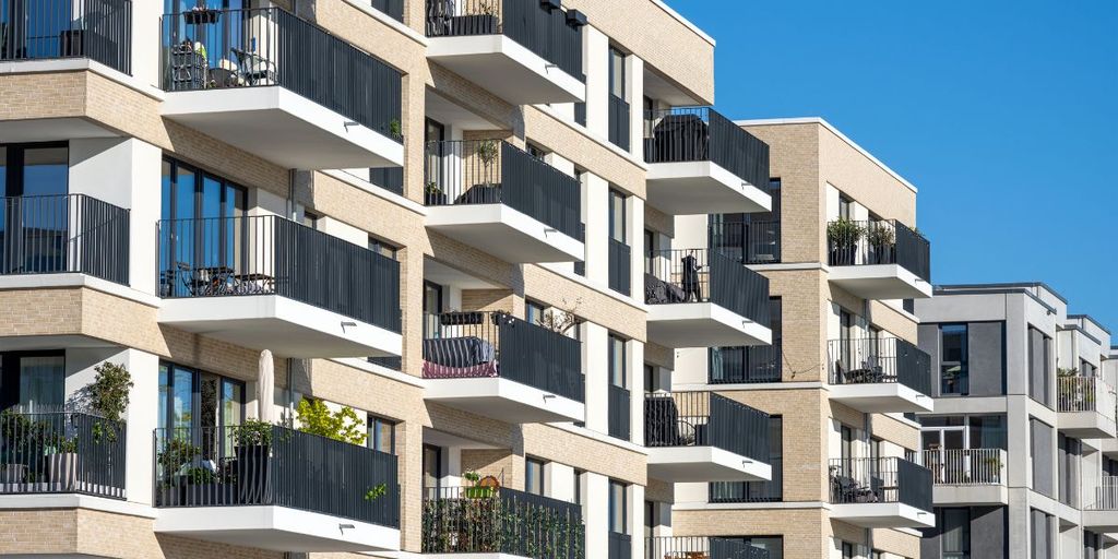 Miami’s Luxury Condos Experience Unprecedented Sales Surge Amid Rising Interest Rates