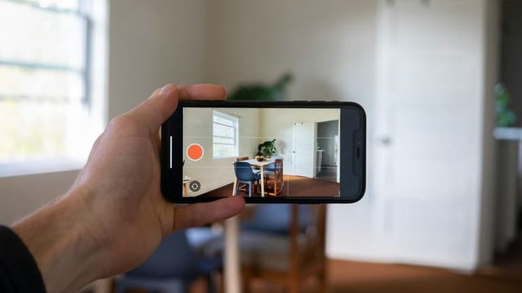 Embracing Technology in Residential Real Estate