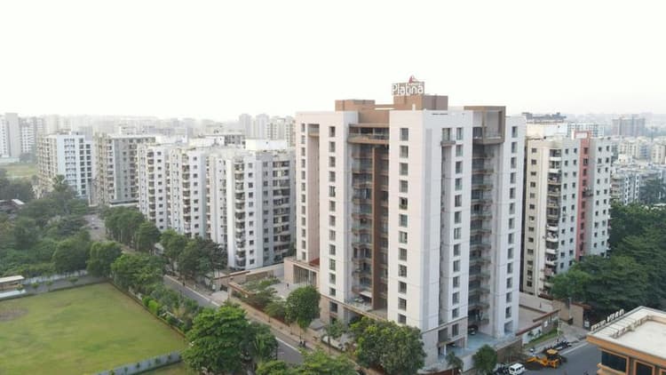 AI and Blockchain Tools Propel Residential Real‑Estate Innovation