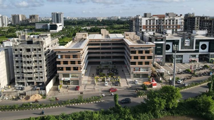 U.S. Commercial Real Estate Trends Show Sector Resilience in Early 2026