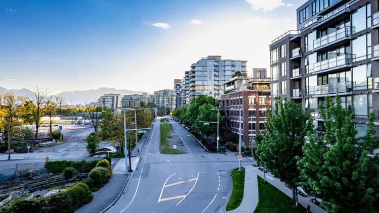 PropTech Innovations Drive Residential Market Momentum