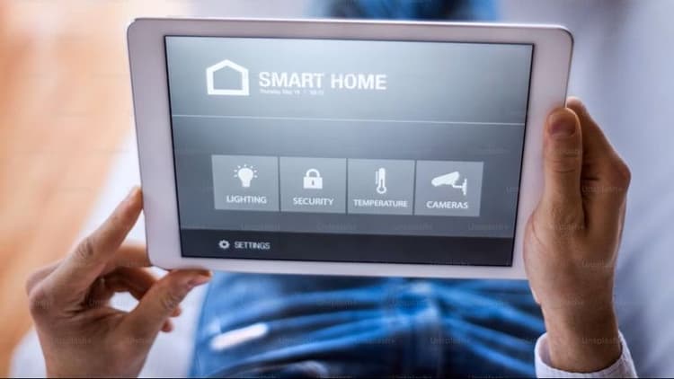 Tech Innovations Transforming the Home-Buying Experience