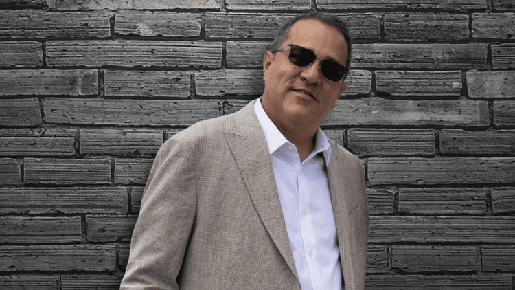 Juan Carlos Hicher is reshaping real estate by creating quality housing that prioritizes community impact and empowering independent investors.