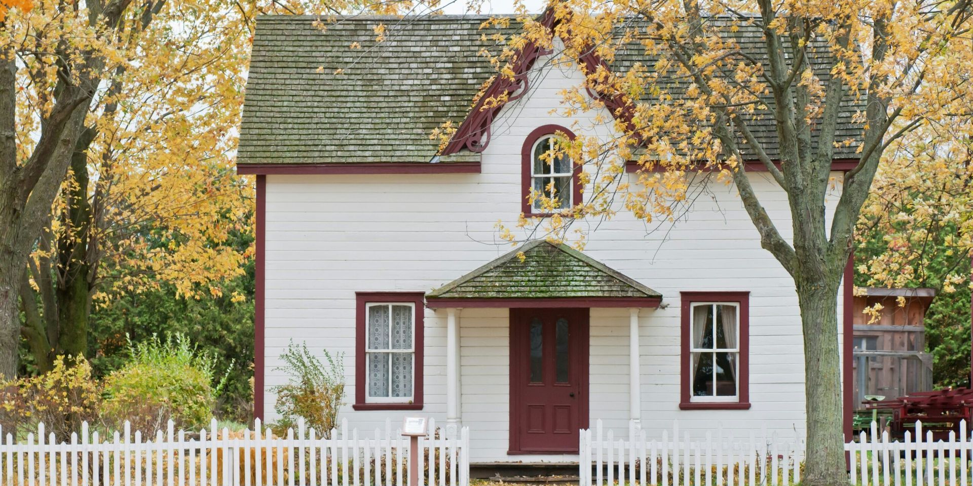 Small Investors Surge in U.S. Housing Market as Traditional Buyers Step Back