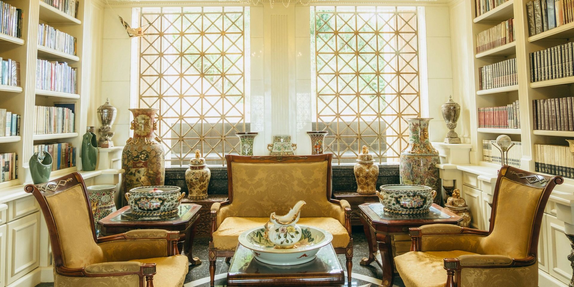 Paris Hilton Purchases Mark Wahlberg’s Former Mansion for $63 Million