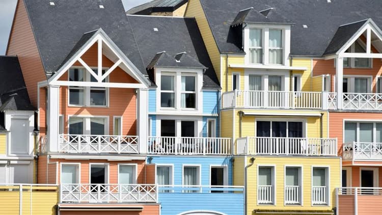 Real Estate Agents Adapt to Shifting Market Dynamics in 2025