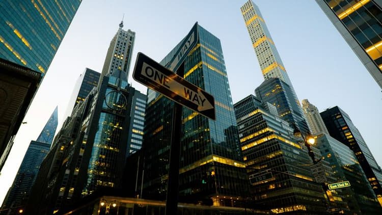 U.S. Market Shifts Give REALTORS® New Leverage