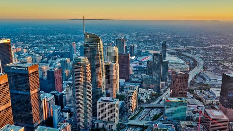 Los Angeles Commercial Real Estate Market in 2025: Trends, Challenges, and Opportunities