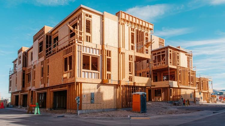 Surge in Suburban Home Demand Drives New Construction Boom